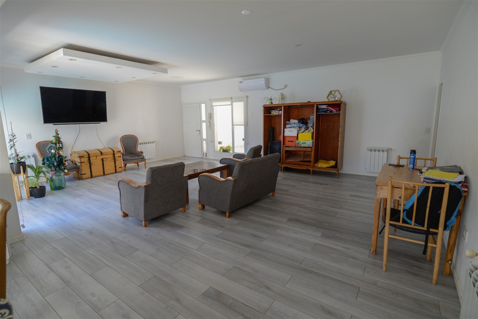 245b54c8-e9c0-4385-93c9-d9f118940386