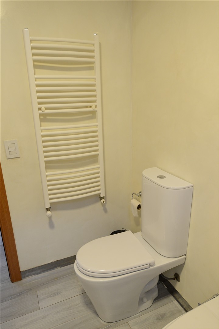 498d8ce7-2eaf-452f-9bf5-85361debb214