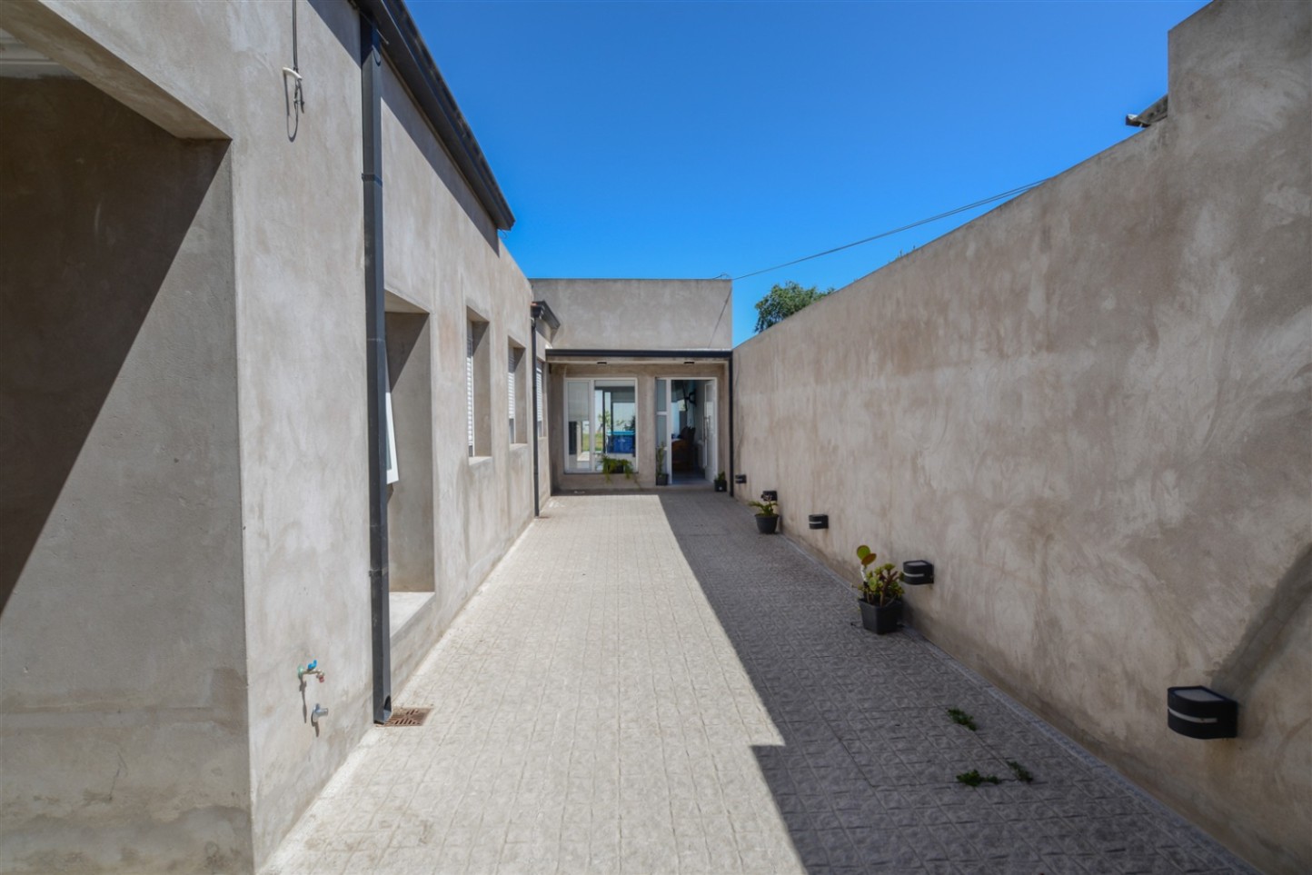 9c3bc5a8-1cbc-4574-9104-2ed5703e37bd