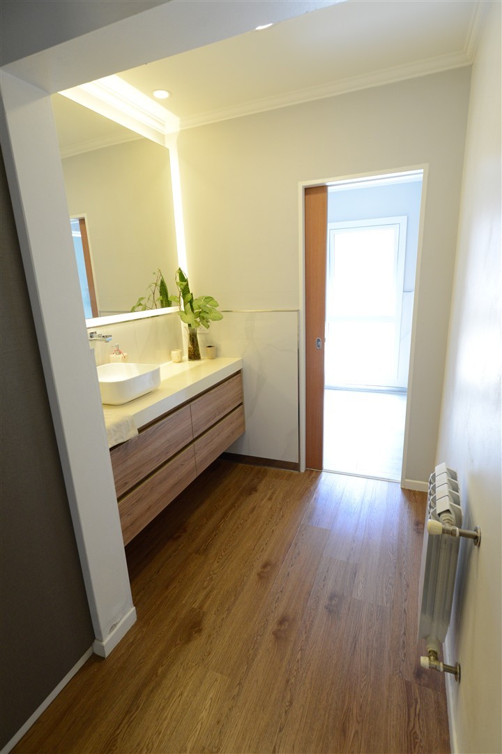 ee631682-d0bf-4f0f-bf70-54f8acc0a528