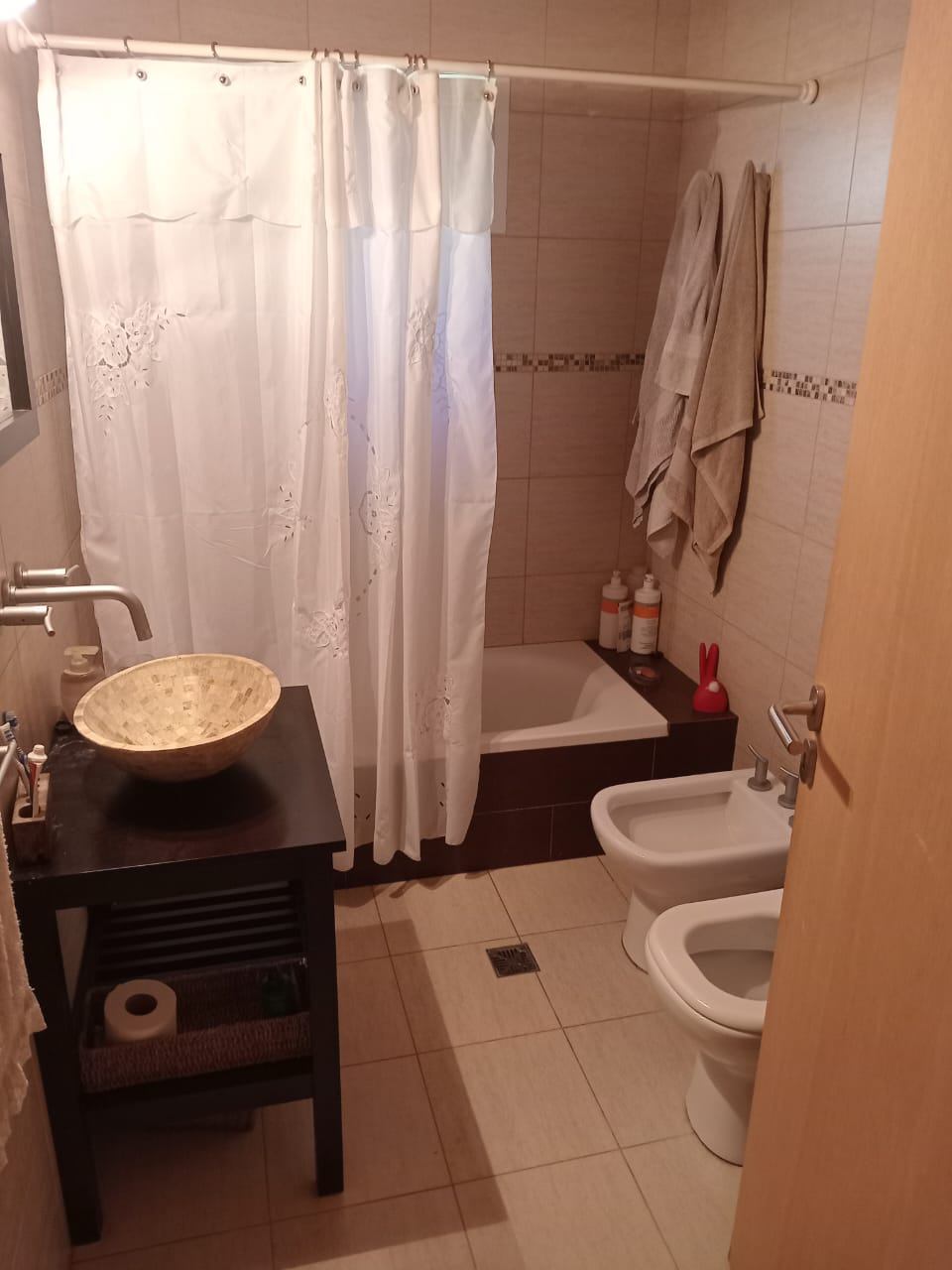 71006933-4ea7-409d-b24b-674c5a53af80