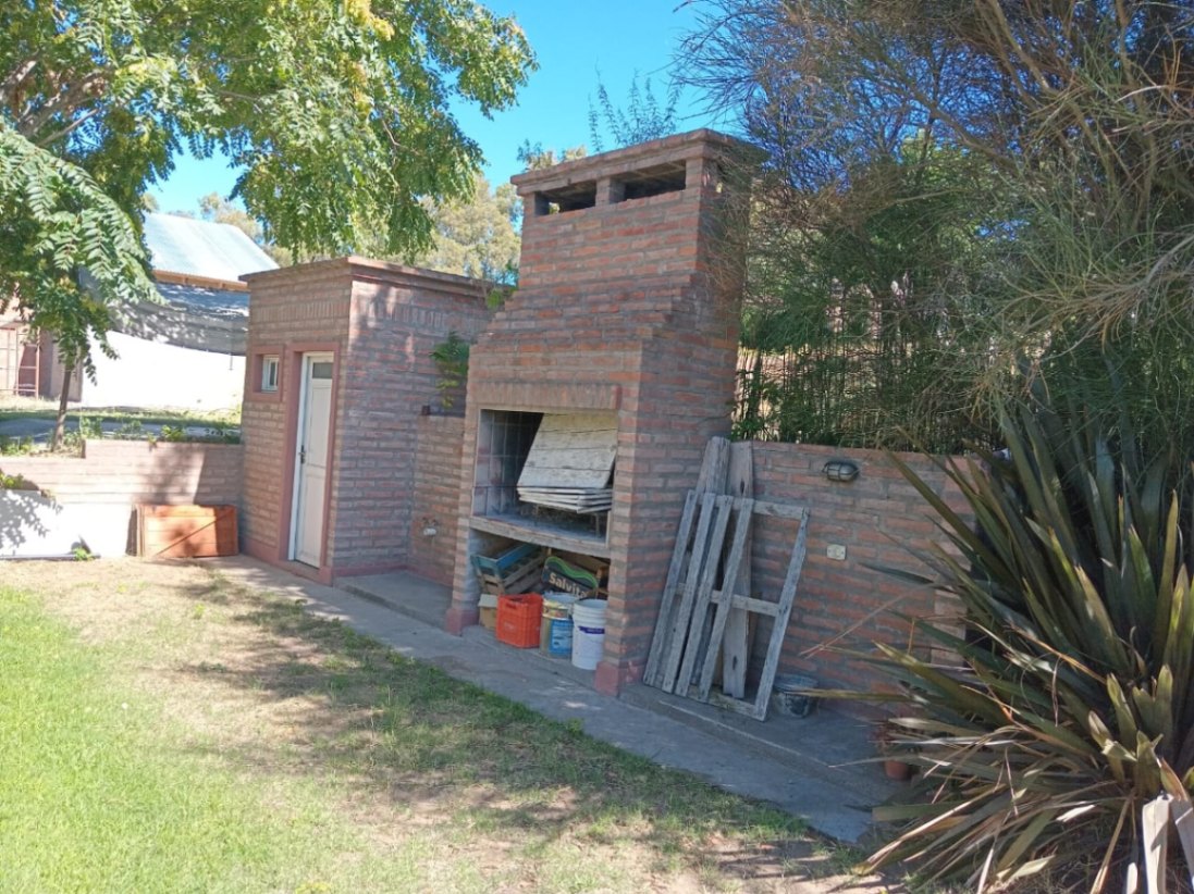 cbd3d141-7345-49a0-aca9-1a58a80944f4