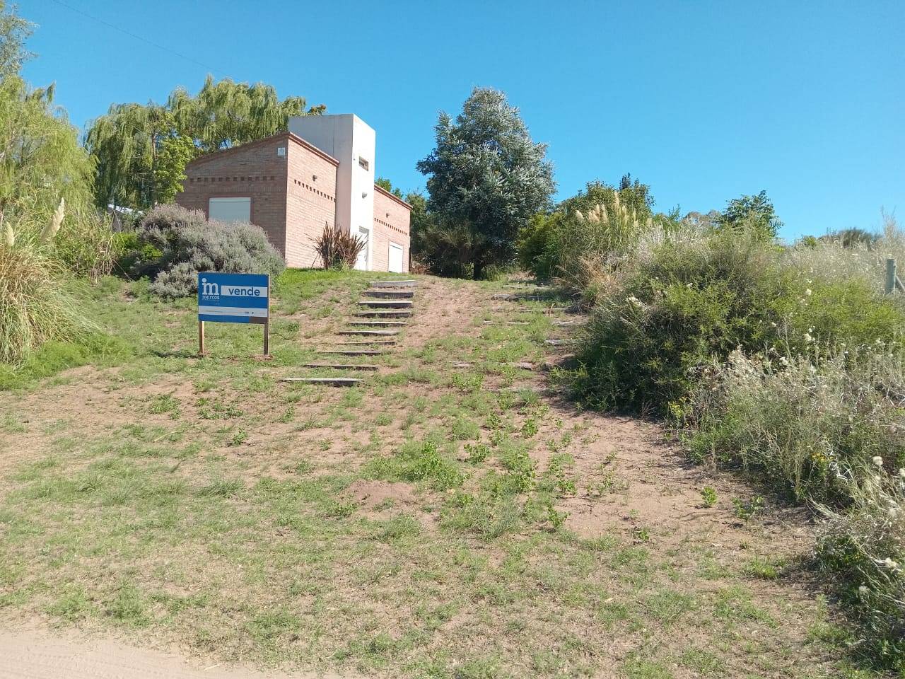 d9f67698-b79d-46e5-85d9-4d38bf014598