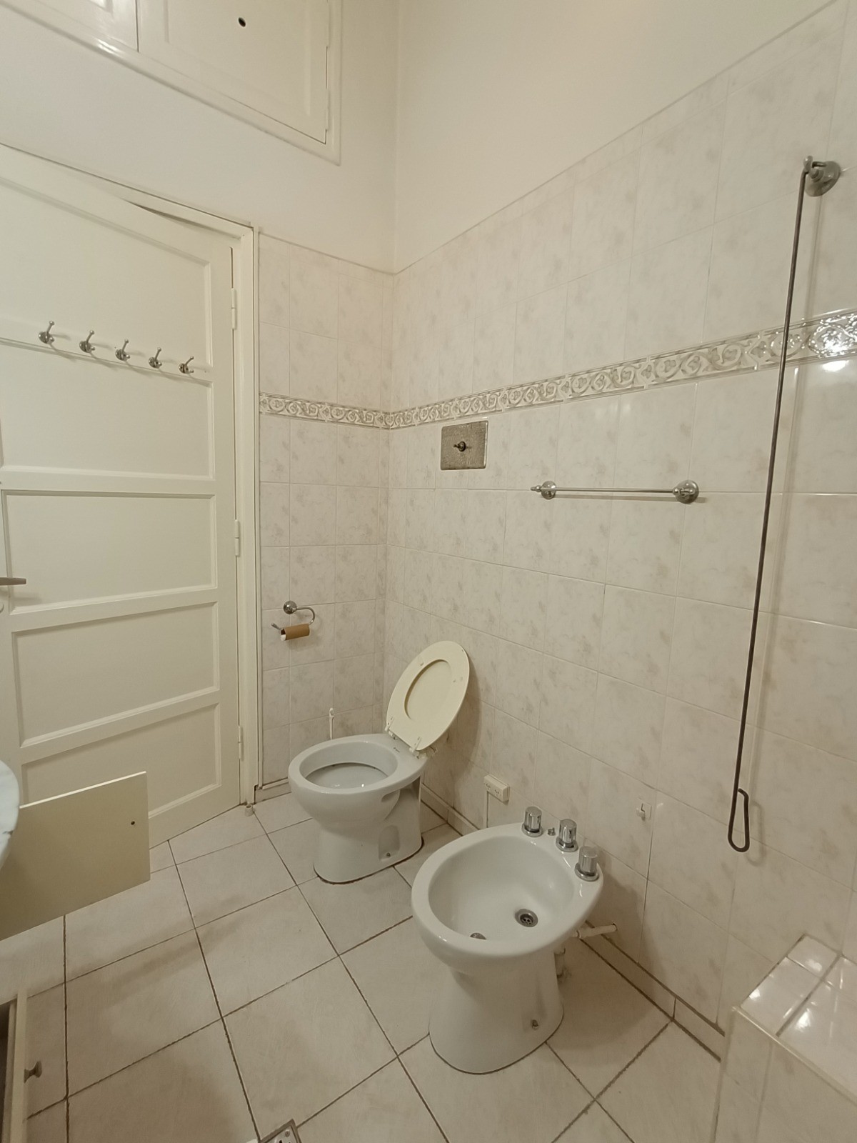 a1ff121f-ff26-4c3a-a1a5-96281f87ae25