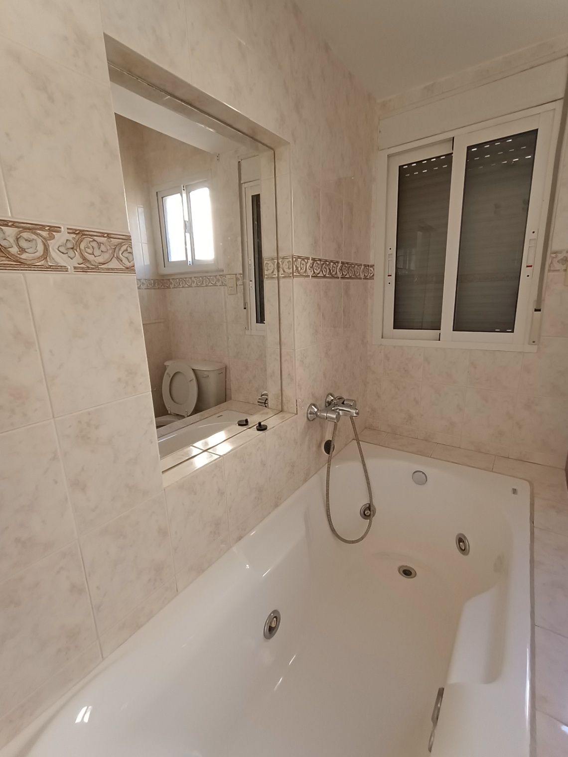 cf619ecb-aac7-4c4d-a3a2-7dbc6c53744a